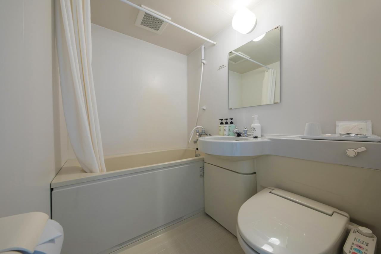 Smile Hotel Okinawa Naha Exterior foto