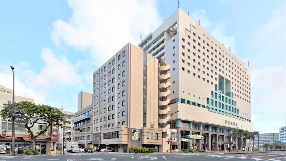 Smile Hotel Okinawa Naha Exterior foto