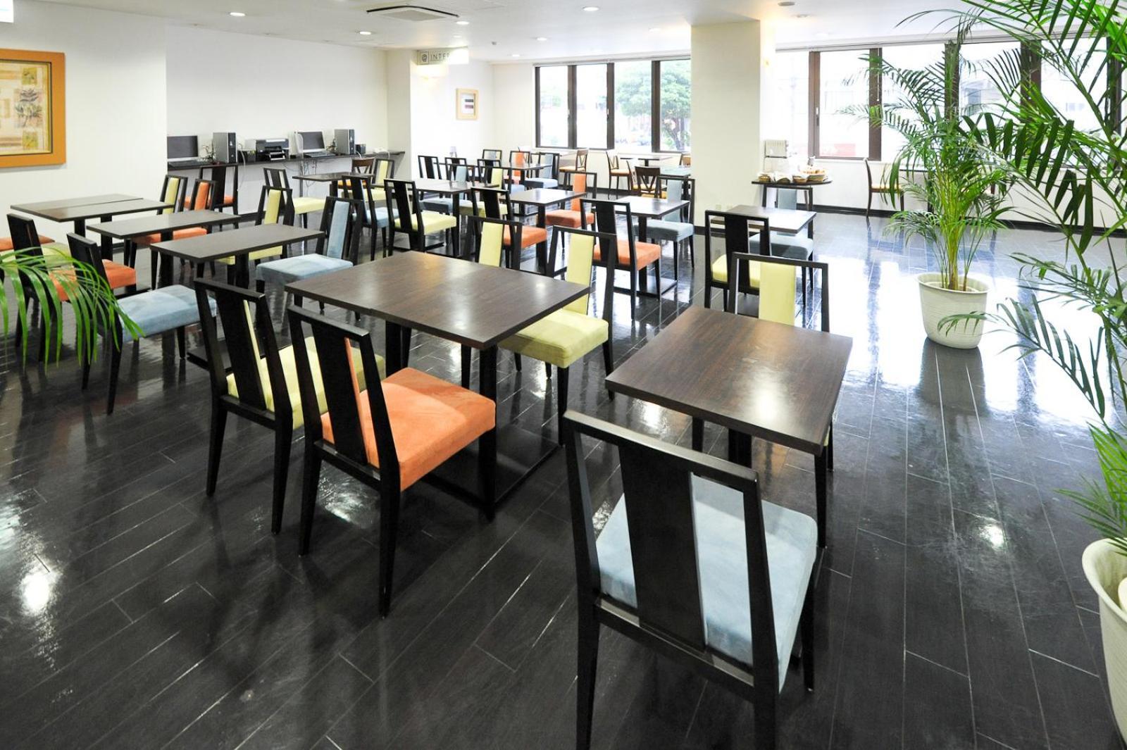 Smile Hotel Okinawa Naha Exterior foto